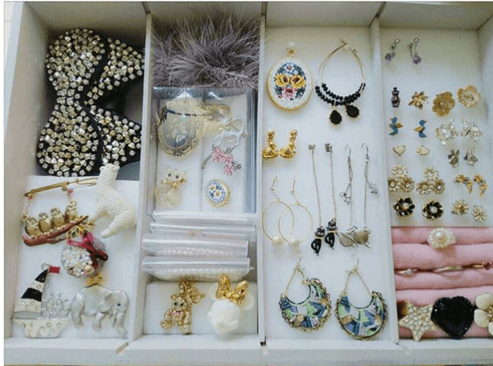 アイテム別のアクセサリー収納アイデア 100均アイテムを活用して簡単整理 Logrenove ログリノベ アイテム別のアクセサリー収納アイデア 100均アイテムを活用して簡単整理 Logrenove ログリノベ